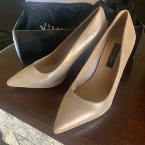 Neutral shimmer 3” heels